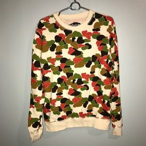 Trendy Camo Sweatshirt